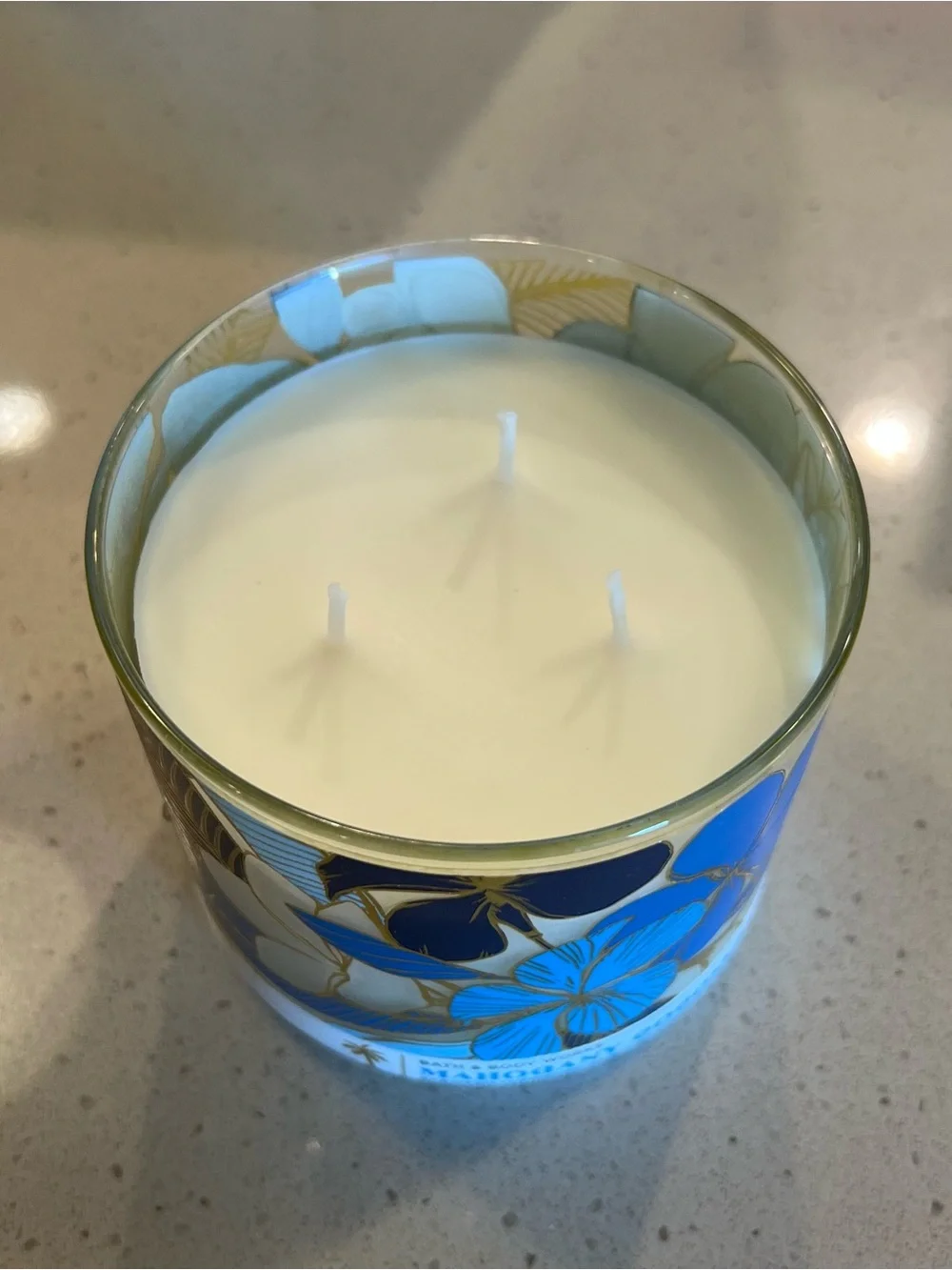 Bath & Body Works Mahogany Coconut Scented Candle - NWT